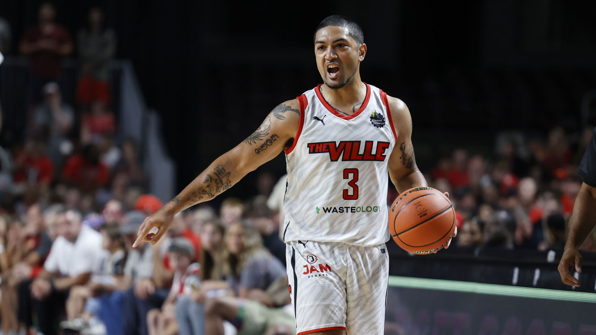 BOZICH | The Ville chases TBT's $1 million prize -- with Rick Pitino in their U of L corner